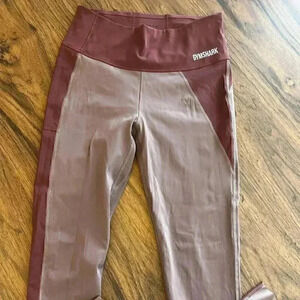 GYMSHARK Legacy Euphoria Leggings in Mauve / Red / Pink / Raw Hem-Size M